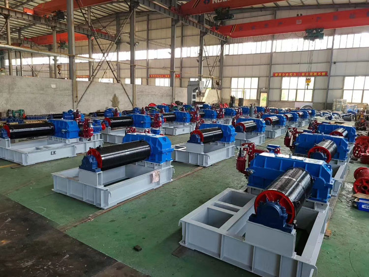 鋼閘門卷揚機(jī)